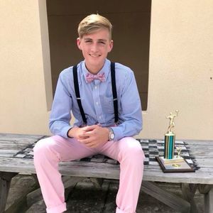 Meet your Posher, Christian